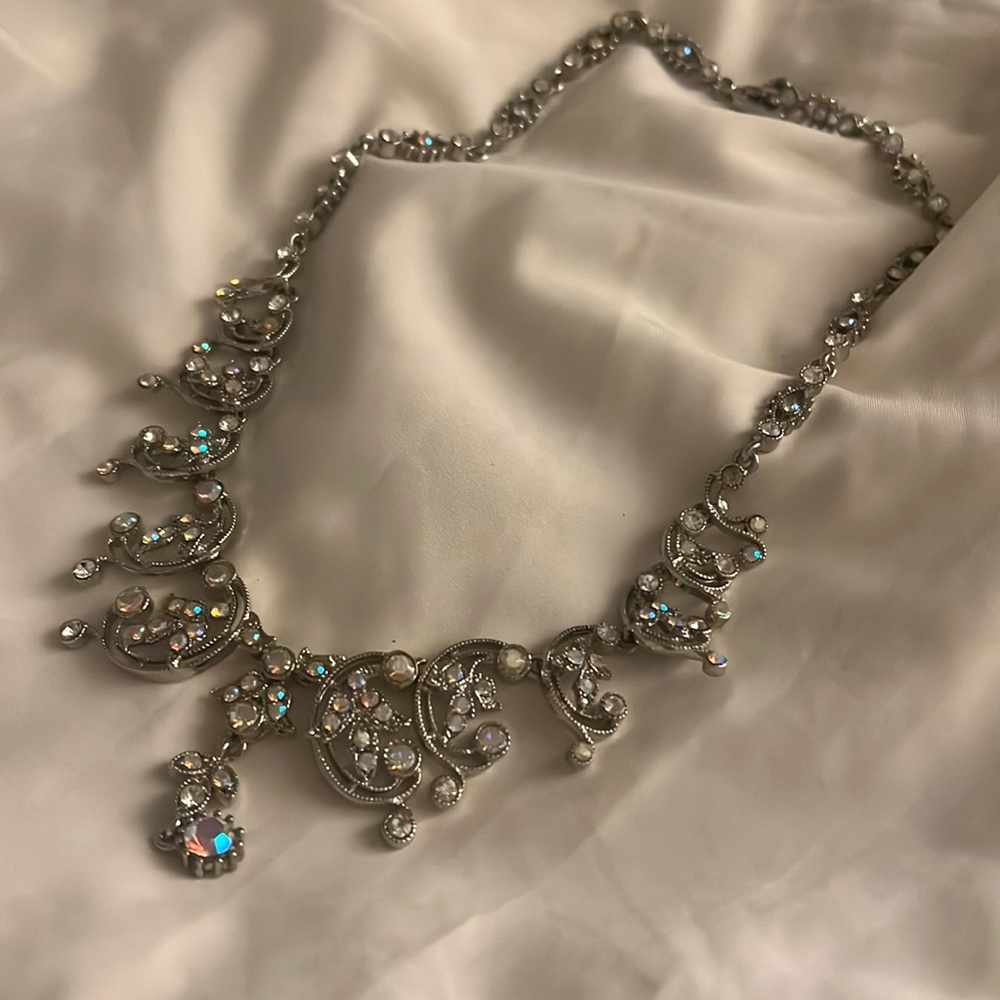 Beautiful Statement Necklace With Rhinestones - image 1